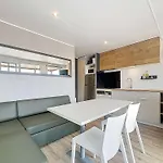 Mobil-home Confort 4 Pers, A 200m Plage, Terrasse, Piscine Chauffee, Parking, Wi-fi Gratuit - Fr-1-361a-83 * Jullouville-les-Pins