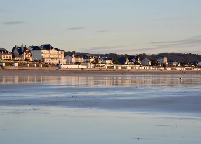 Mobil-home Confort 4 Pers, A 200m Plage, Terrasse, Piscine Chauffee, Parking, Wi-fi Gratuit - Fr-1-361a-83 Jullouville-les-Pins