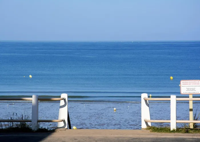 Mobil-home Confort 4 Pers, A 200m Plage, Terrasse, Piscine Chauffee, Parking, Wi-fi Gratuit - Fr-1-361a-83 *