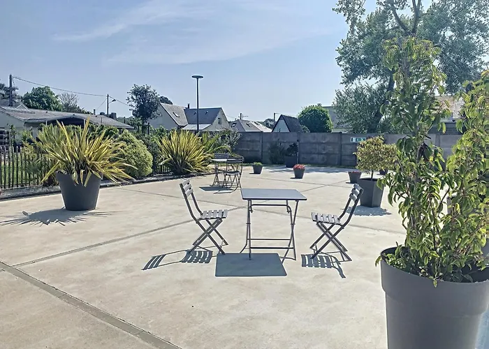 Ferienhaus Mobil-home Confort 4 Pers, A 200m Plage, Terrasse, Piscine Chauffee, Parking, Wi-fi Gratuit - Fr-1-361a-83